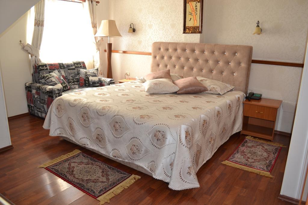 Tafaj Hotell 3*
