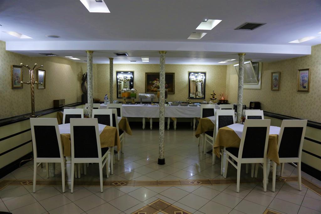Tafaj Hotell Tiranë
