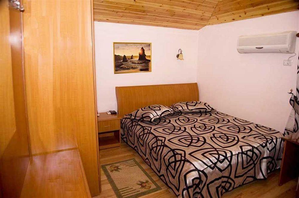 Tafaj Tiranë