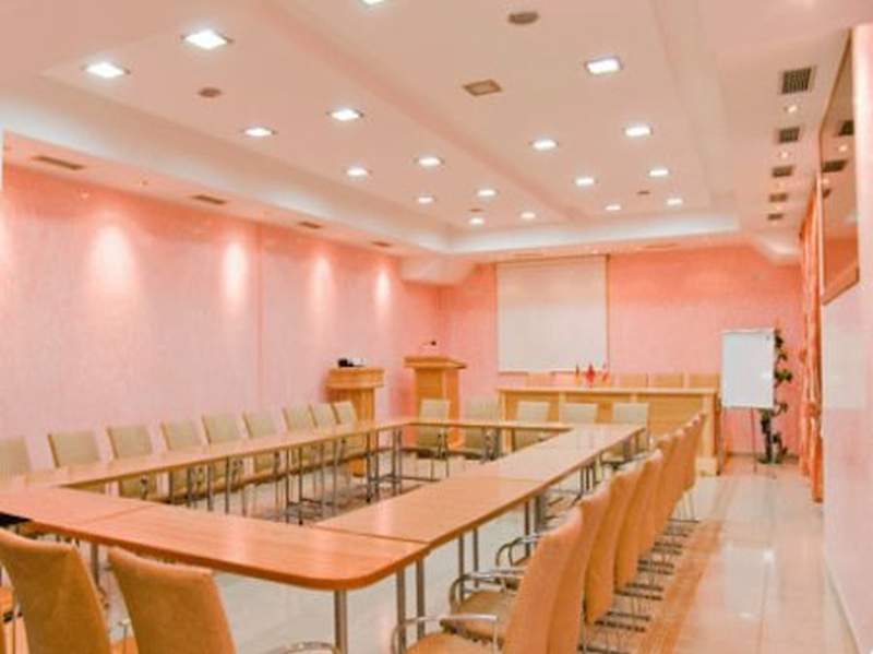 Tafaj Hotell Tiranë